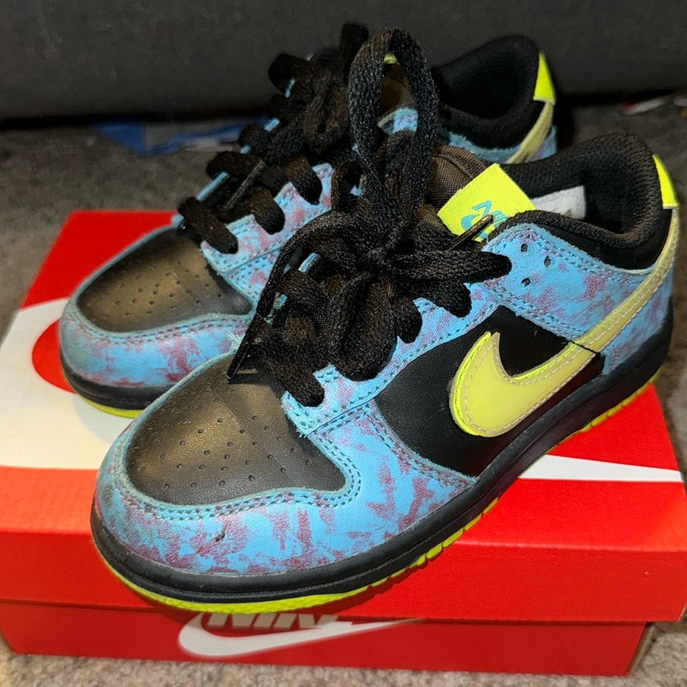 Nike Dunk Low SE (PS)